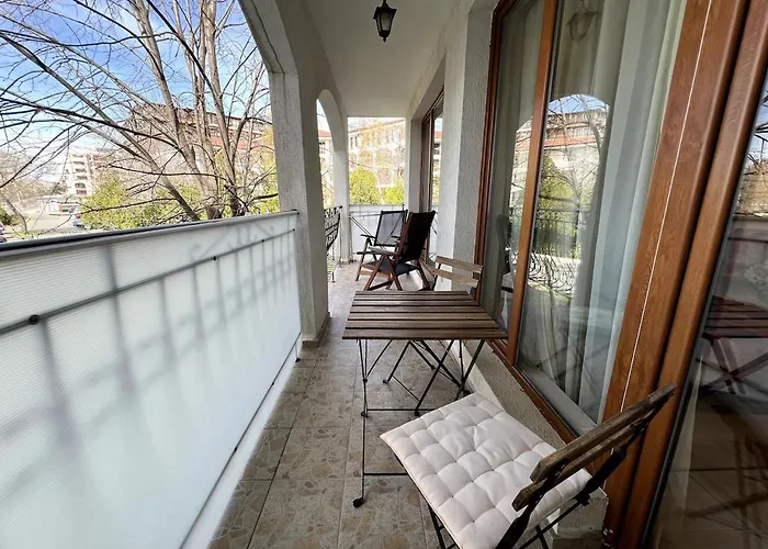 Sea Side With Balcony Апартамент Свети Влас